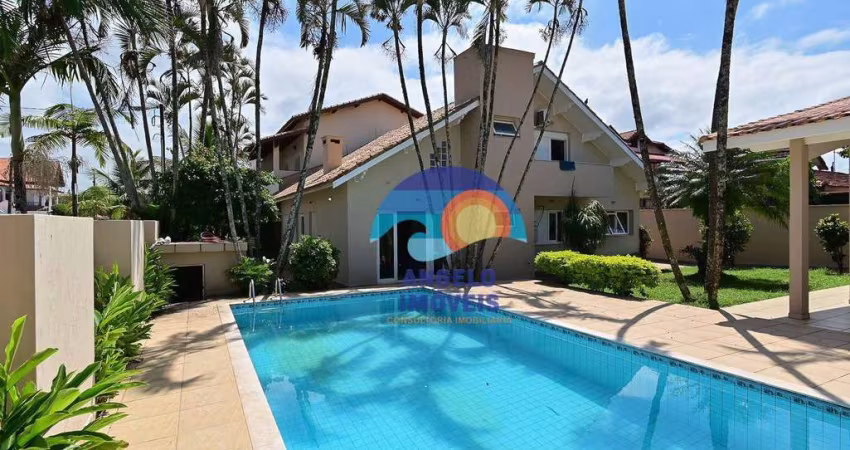 Sobrado lado praia, 3 lotes, com 4 dormitórios à venda, 406 m² por R$ 1.500.000 - Parque Turístico - Peruíbe/SP