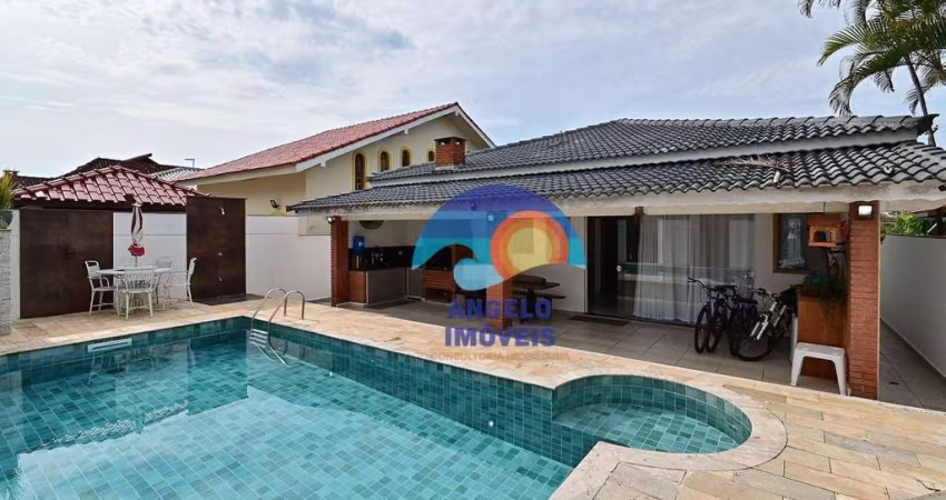 Casa em condomínio fechado com 3 dormitórios à venda, 170 m² por R$ 1.250.000 - Bougainvillee III - Peruíbe/SP