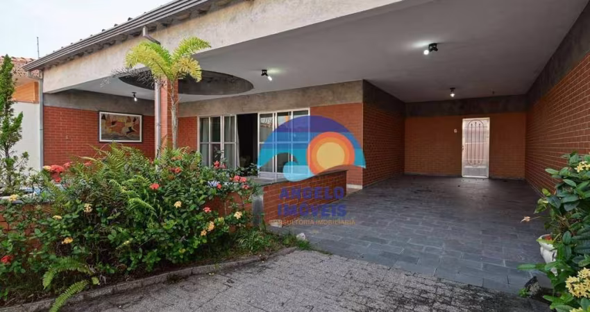 Casa com 4 dormitórios à venda, 237 m² por R$ 700.000,00 - Cidade Nova Peruibe - Peruíbe/SP