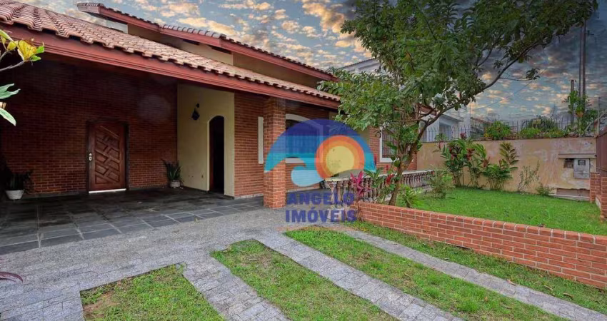 Casa com 3 dormitórios à venda, 200 m² por R$ 590.000,00 - Cidade Nova Peruibe - Peruíbe/SP
