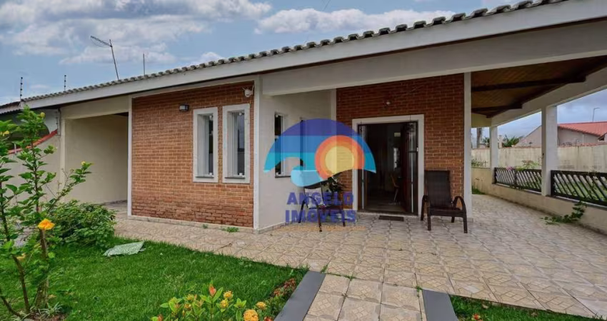 Casa lado praia em 2 lotes com 3 dormitórios à venda, 174 m² por R$ 850.000 - Balneário Stella Maris - Peruíbe/SP