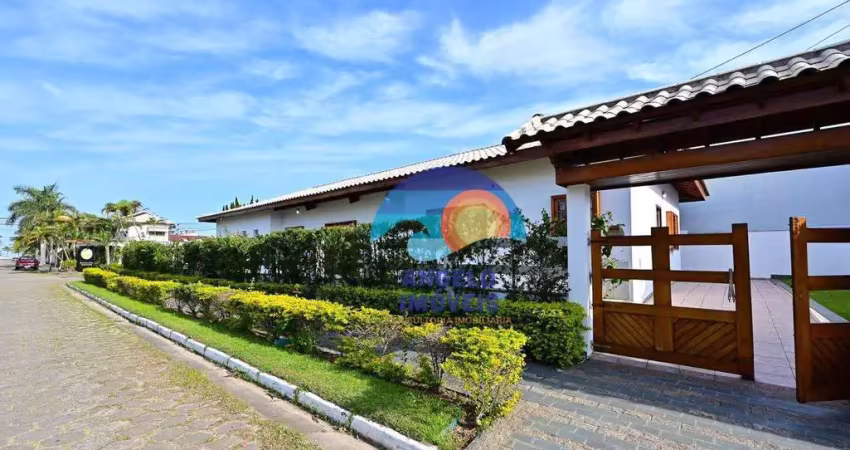 Casa próxima ao mar com 3 quartos à venda, 177 m² - peruíbe/sp