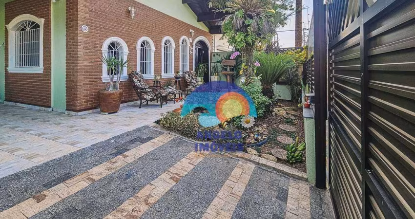 Casa com 3 quartos à venda, 160 m² por R$ 650.000 - Balneário Três Marias - Peruíbe/SP