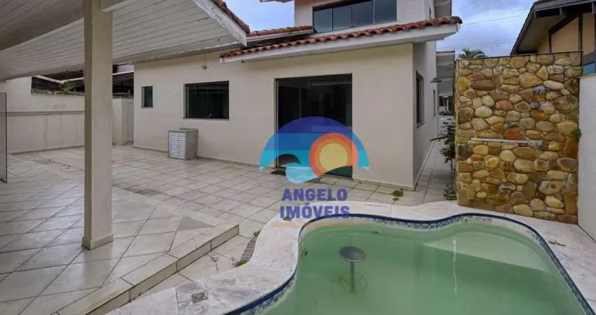 Casa em condominio com 3 quartos para alugar, 190 m²
