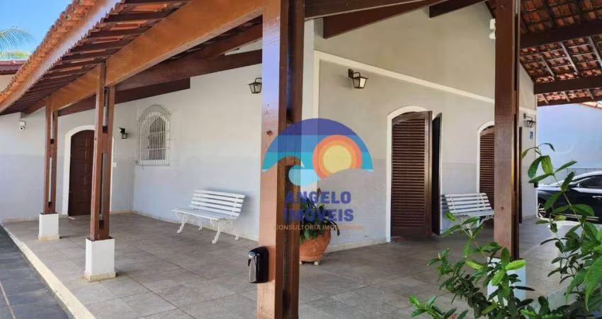 Casa com 5 dormitórios à venda, 275 m² por R$ 1.200.000,00 - Jardim Marcia I - Peruíbe/SP