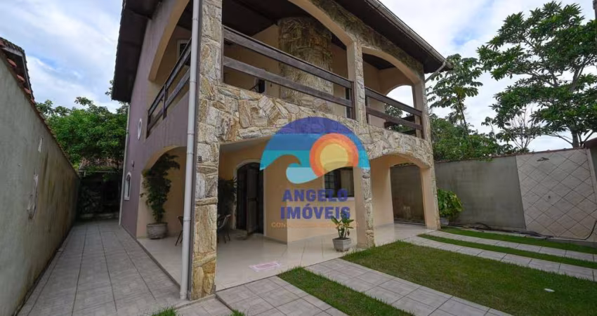 Sobrado com 3 dormitórios à venda, 201 m² por R$ 850.000,00 - Jardim Sao Luiz - Peruíbe/SP