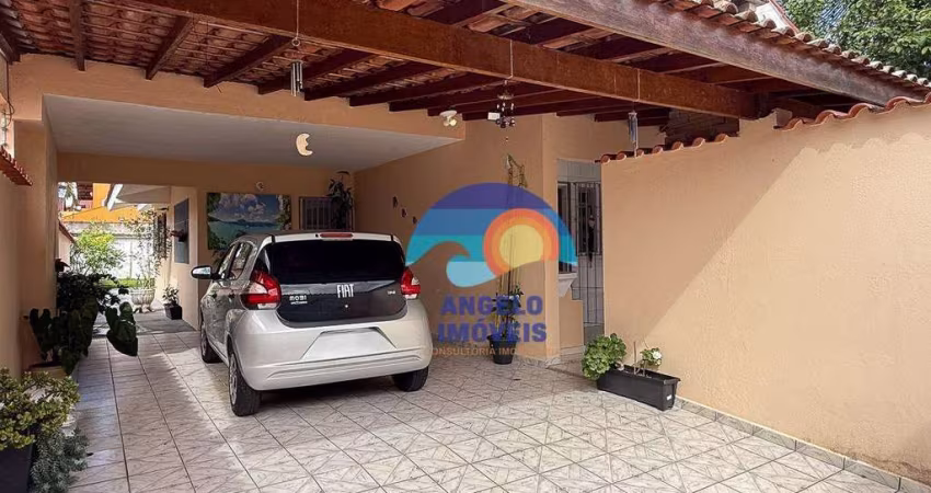 Casa com 3 dormitórios à venda por R$ 550.000 - 0 - Peruíbe/SP