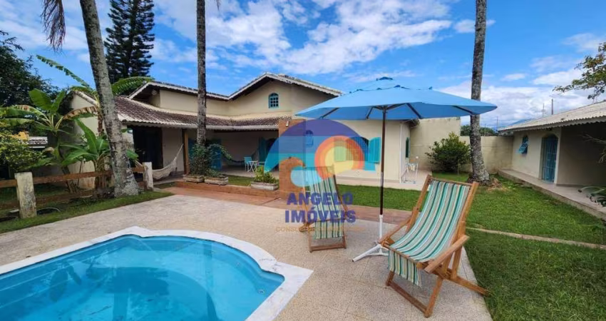 Casa com 3 dormitórios à venda, 180 m² por R$ 790.000,00 - Estância Balneária Convento Velho - Peruíbe/SP