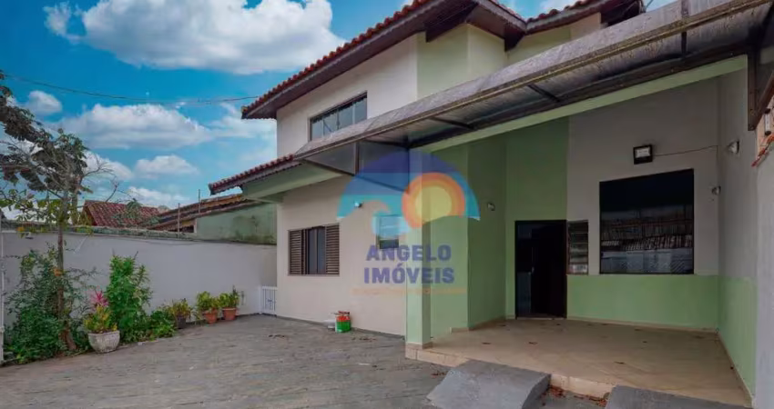 Sobrado com 3 dormitórios para alugar, 200 m² por r$ 3.000,00/mês - balneário três marias - peruíbe/sp