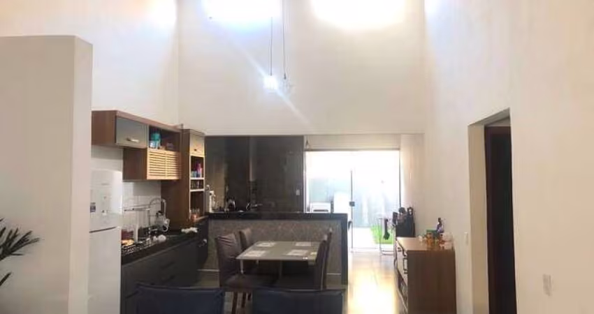 Casa à venda, 3 quartos, 1 suíte, JARDIM CANAA - Uberlândia/MG
