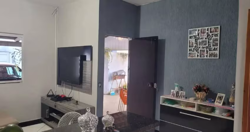 Casa com 2 quartos à venda na Rua Balbino Medeiros, Tocantins, Uberlândia