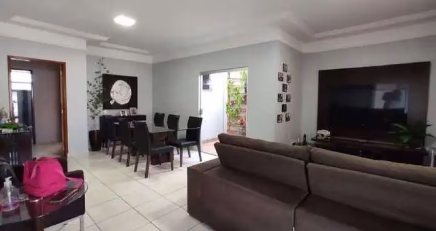Casa à venda, 3 quartos, 1 suíte, 4 vagas, jardim botanico - uberlândia/mg