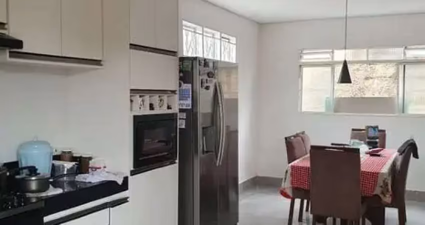 Casa à venda, 2 quartos, JARDIM DAS PALMEIRAS - Uberlândia/MG