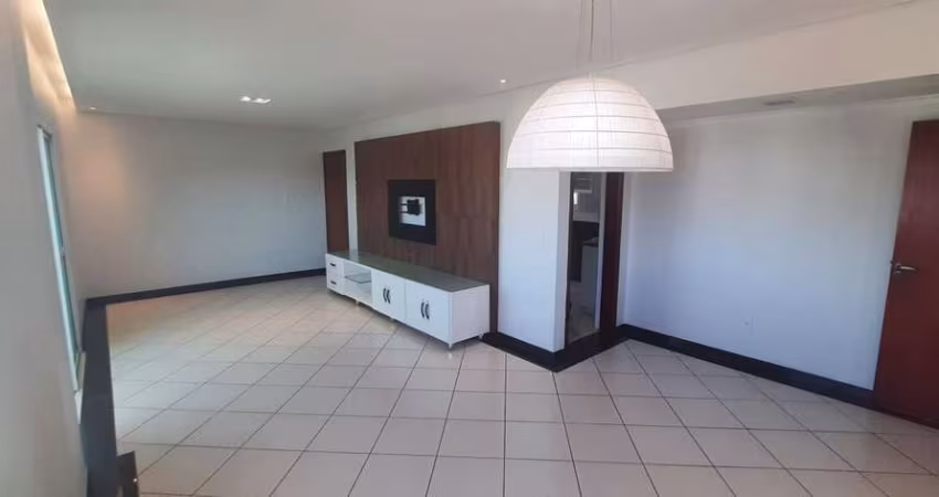 Apartamento à venda, 3 quartos, 1 suíte, 2 vagas, Brasil - Uberlândia/MG
