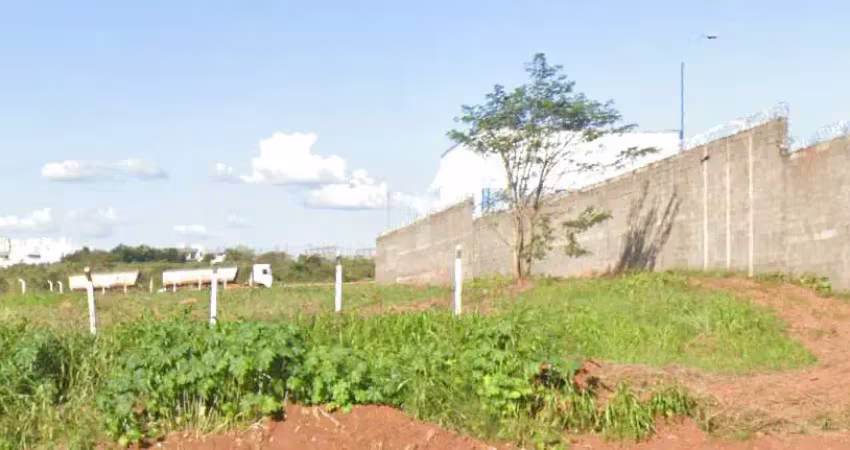 Terreno à venda na Avenida Cleone Cairo Gomes, Conjunto Segismundo Pereira, Uberlândia