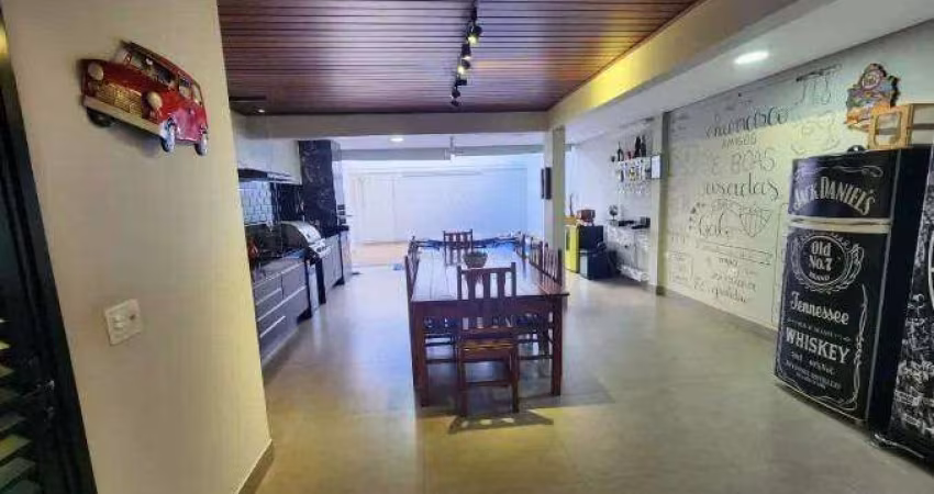 CASA EM CONDOMÍNIO à venda, 3 quartos, 3 suítes, 2 vagas, JARDIM BOTANICO - Uberlândia/MG