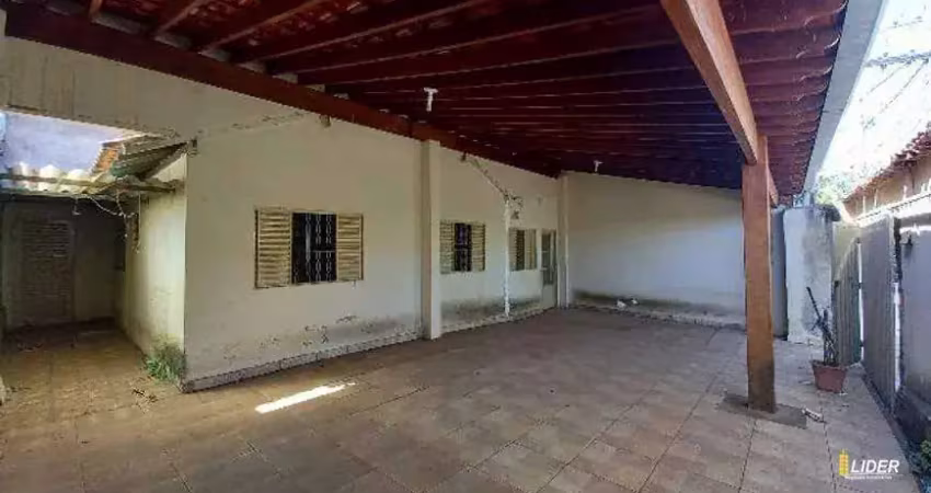 Casa à venda, 3 quartos, 2 vagas, luizote de freitas - uberlândia/mg