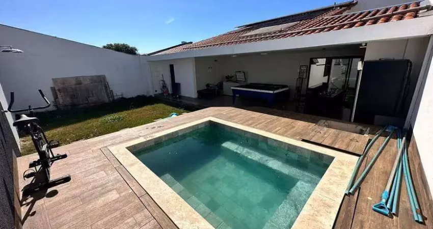 Casa à venda, 3 quartos, 2 suítes, 3 vagas, santa mônica - uberlândia/mg