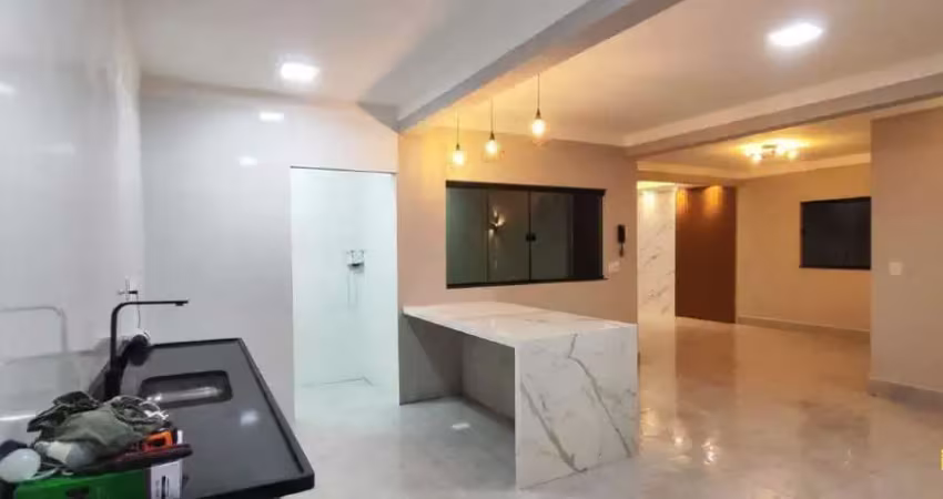 Casa à venda, 4 quartos, 1 suíte, 2 vagas, SANTA LUZIA - Uberlândia/MG