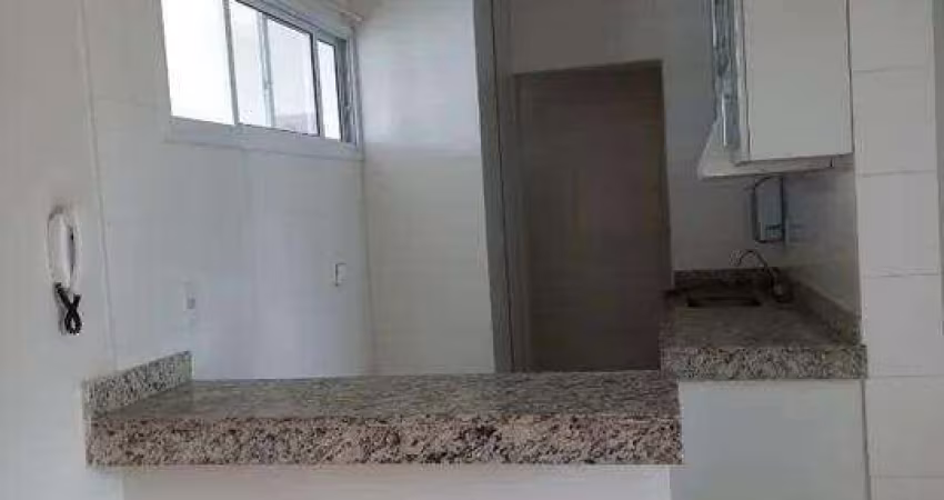 Apartamento à venda, 2 quartos, 1 suíte, 1 vaga, Santa Mônica - Uberlândia/MG