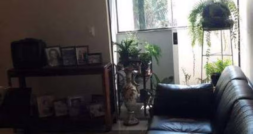 Apartamento à venda, 3 quartos, 1 suíte, 1 vaga, UMUARAMA - Uberlândia/MG