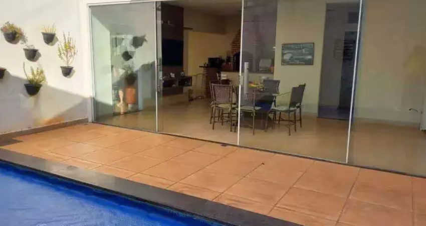 Casa à venda, 3 quartos, 3 suítes, 4 vagas, cidade jardim - uberlândia/mg
