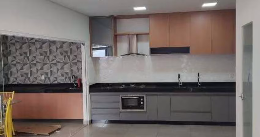 CASA EM CONDOMÍNIO à venda, 2 quartos, 1 vaga, Pacaembu - Uberlândia/MG