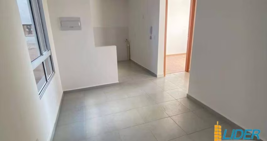 Apartamento à venda, 2 quartos, 1 vaga, LOTEAMENTO RESIDENCIAL PEQUIS - Uberlândia/MG