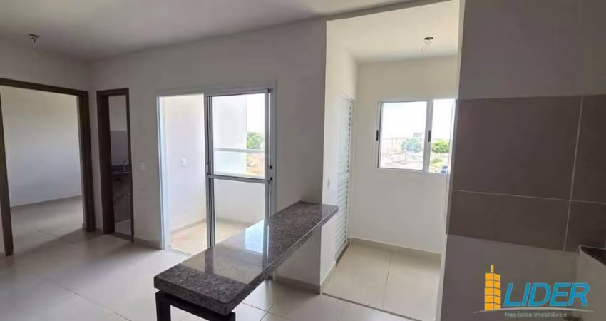 Apartamento para aluguel, 2 quartos, 1 suíte, MORUMBI - Uberlândia/MG