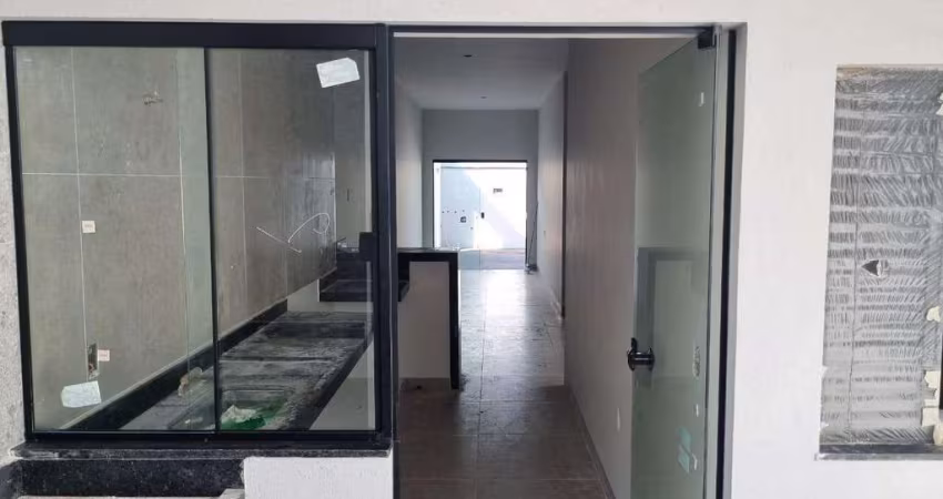 Casa à venda, 2 quartos, 1 suíte, 2 vagas, Shopping Park - Uberlândia/MG