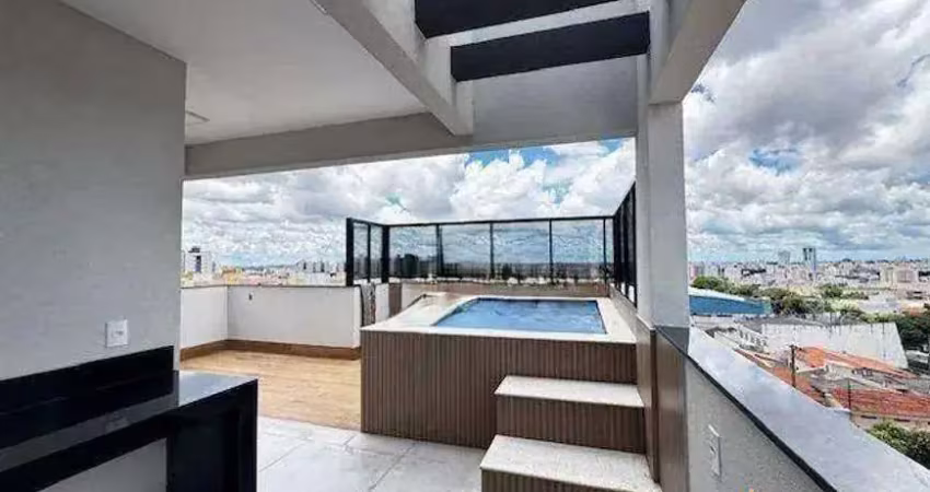 Cobertura à venda, 4 quartos, 2 suítes, 2 vagas, Santa Mônica - Uberlândia/MG