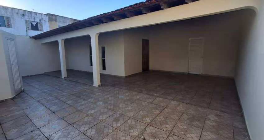 Casa para aluguel, 3 quartos, 1 suíte, Segismundo Pereira - Uberlândia/MG