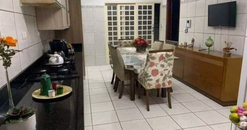Casa à venda, 3 quartos, 1 suíte, 1 vaga, NOSSA SENHORA APARECIDA - Uberlândia/MG
