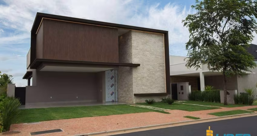 CASA EM CONDOMÍNIO à venda, 3 quartos, 3 suítes, 4 vagas, GRANJA MARILEUSA - Uberlândia/MG