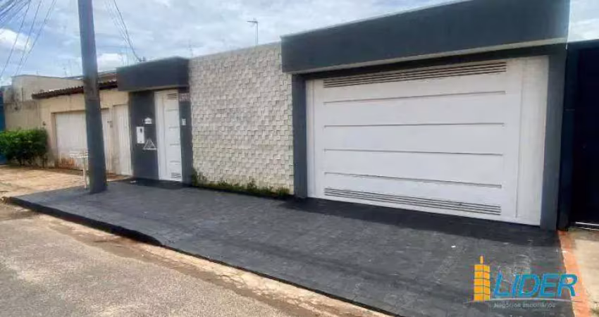 Casa à venda, 3 quartos, 3 vagas, jardim ipanema - uberlândia/mg