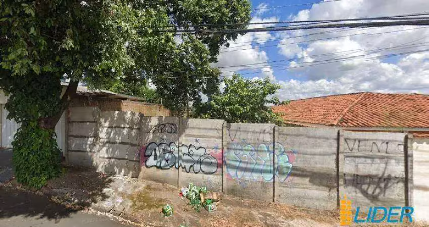 Terreno à venda na Rua Olavo Bilac, Tabajaras, Uberlândia