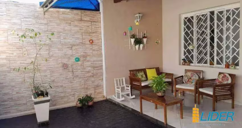 Casa à venda, 3 quartos, 1 suíte, 2 vagas, vigilato pereira - uberlândia/mg