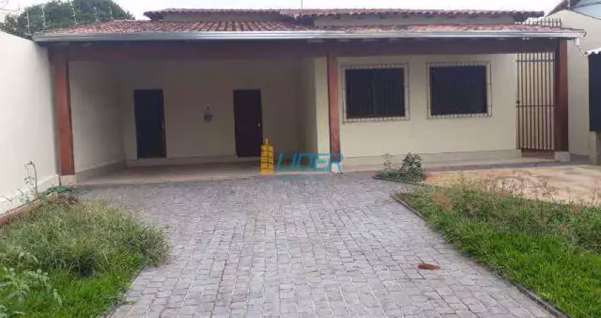 Excelente imóvel no cidade jardim com casa e sobrado no terreno