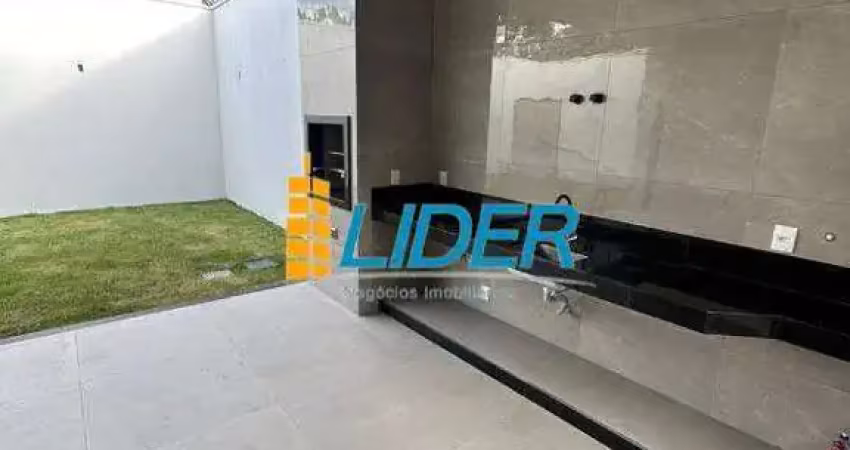 Casa à venda, 3 quartos, 3 suítes, 4 vagas, vigilato pereira - uberlândia/mg