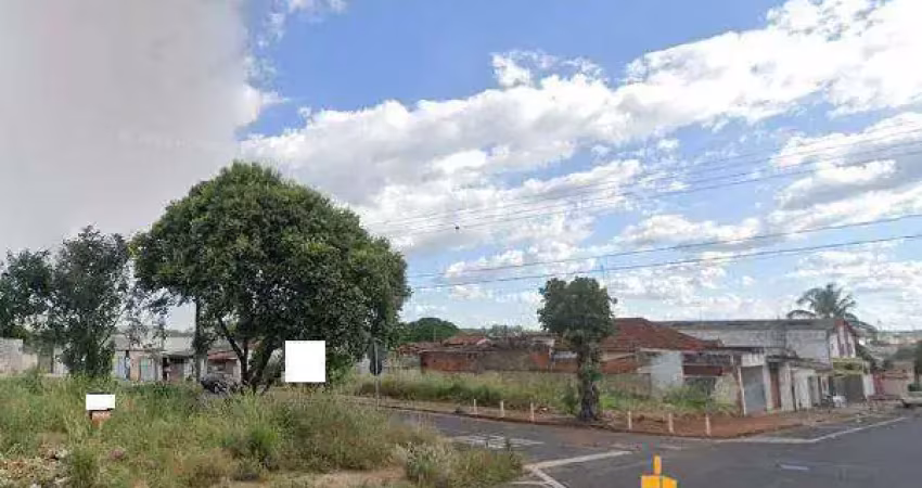 Terreno à venda na Avenida Fernando Vilela, Osvaldo Rezende, Uberlândia