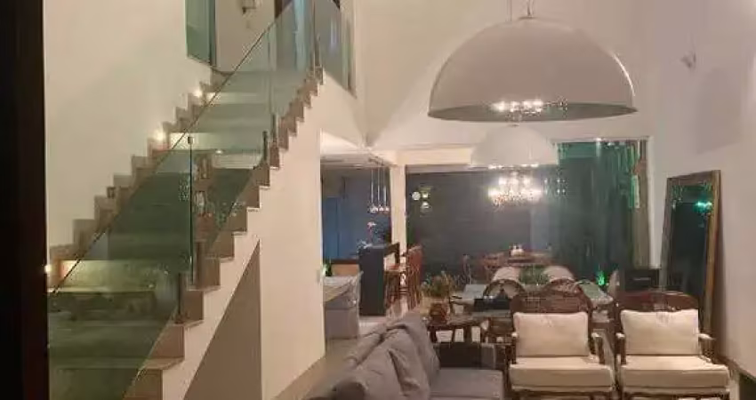 Lindo sobrado com 300m2 de construção em terreno de360m2, toda montada de armários planejados à venda no bairro jardim karaiba