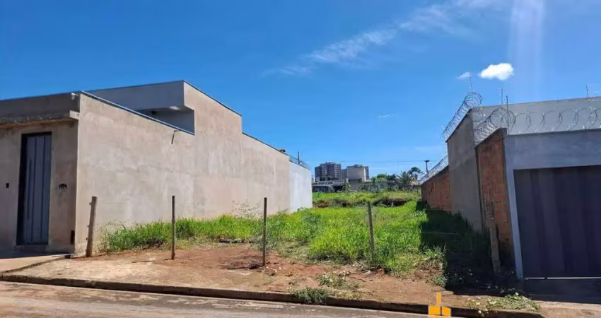Excelente terreno com 300,00m2 à venda em localização privilegiada no bairro shopping park
