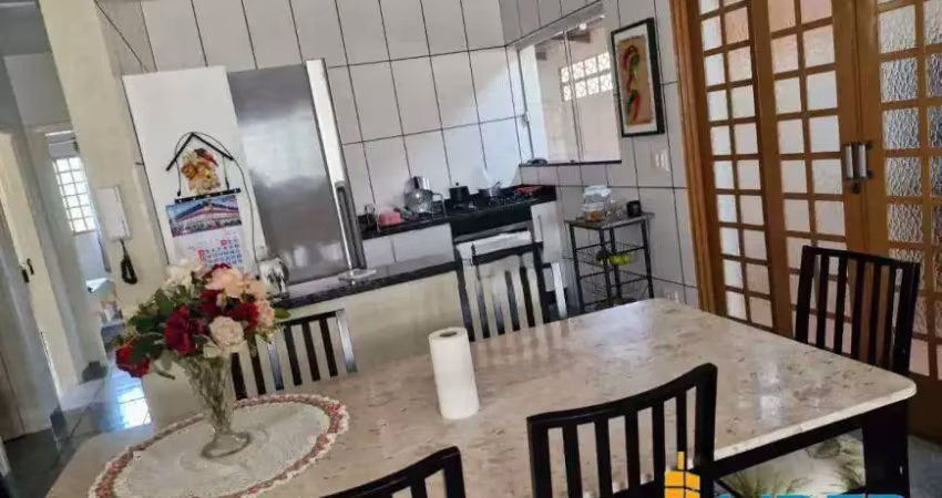 Casa à venda, 3 quartos, 3 vagas, nossa senhora aparecida - uberlândia/mg