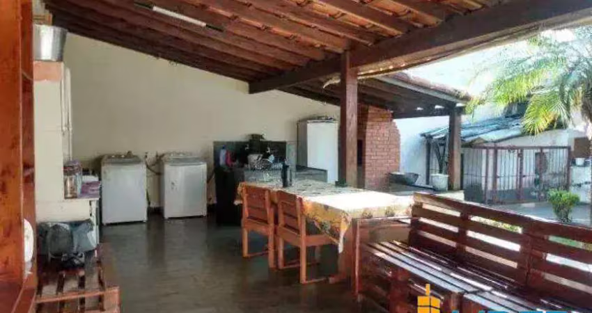 Casa à venda, 3 quartos, 1 suíte, 2 vagas, nossa senhora das gracas - uberlândia/mg
