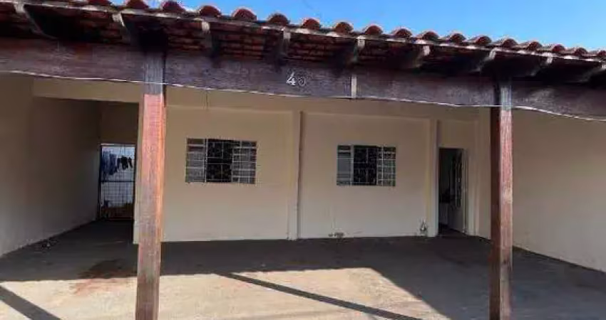 Casa com 3 quartos em uberlândia - bairro brasil, 70 m²