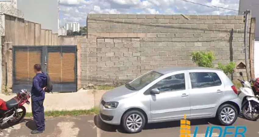 Terreno à venda na Avenida Marcos de Freitas Costa, Osvaldo Rezende, Uberlândia