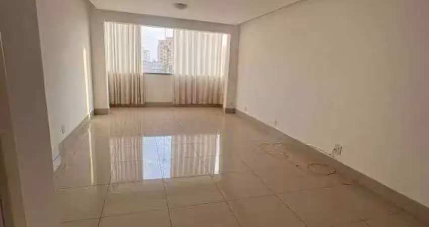Apartamento com 3 quartos para alugar na Rua Benjamin Constant, Nossa Senhora Aparecida, Uberlândia
