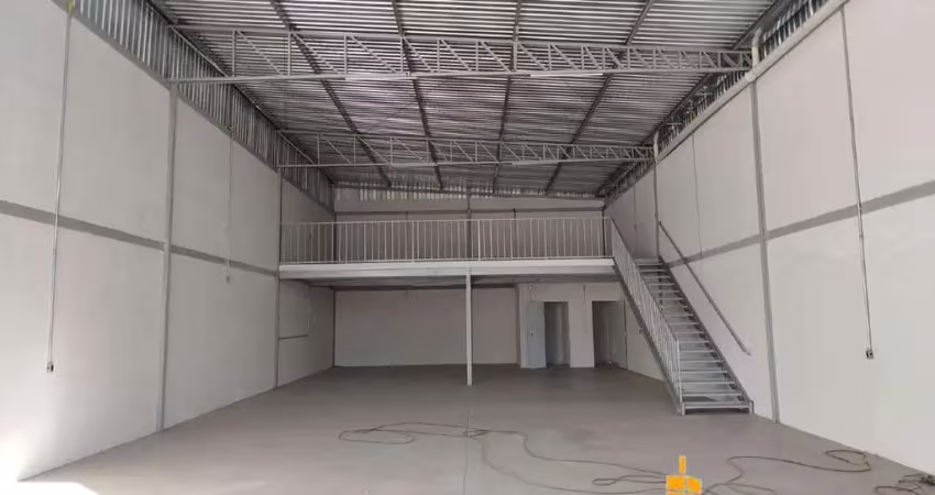 Barracão / Galpão / Depósito para alugar na Avenida Rio Mississipi, Mansour, Uberlândia