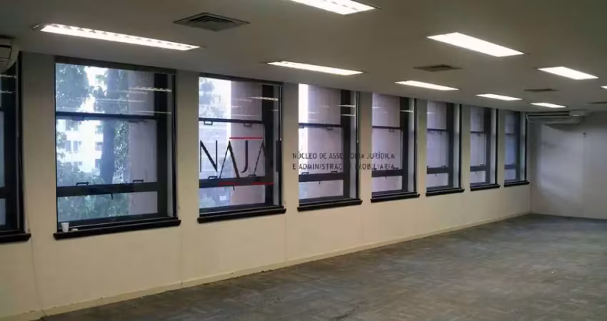 Vendo andar inteiro comercial no centro.  com 484m-candelaria.