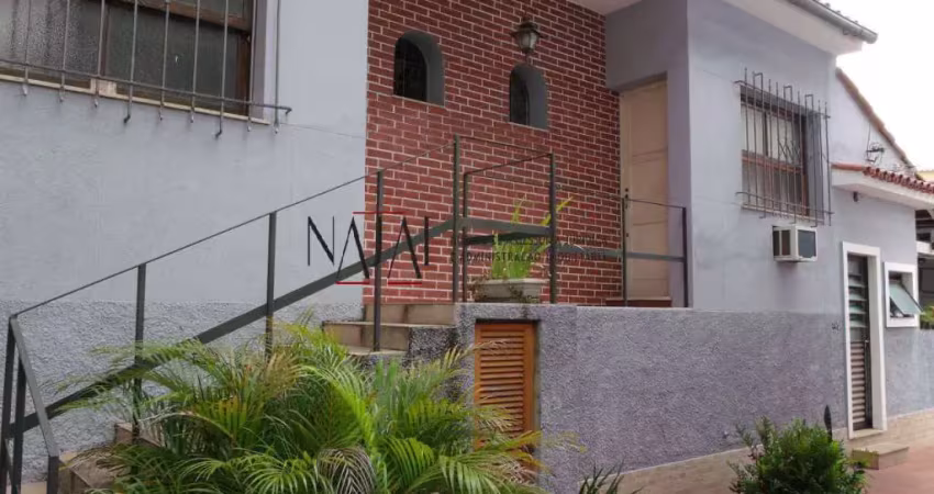 Vendo ótima casa 2 pavimentos 04 qtos 03 suites- Tijuca - Canuto Saraiva